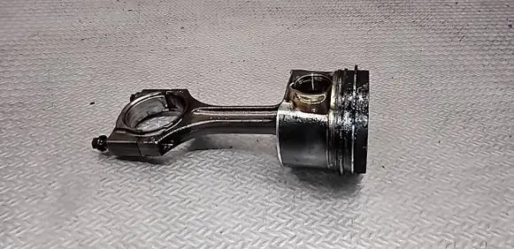BMW 3 E90 E91 Piston with connecting rod 