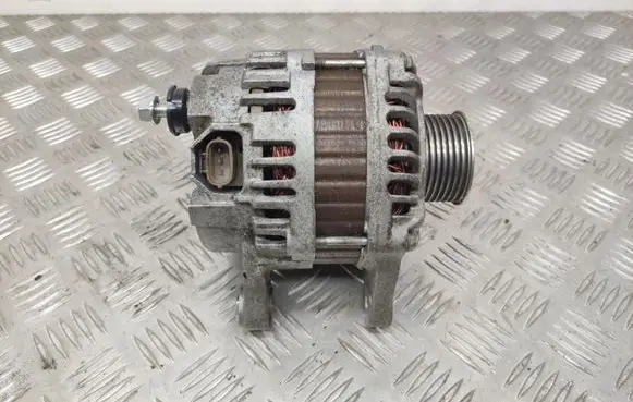Nissan Juke I F15 Generator/alternator 231001KA1M