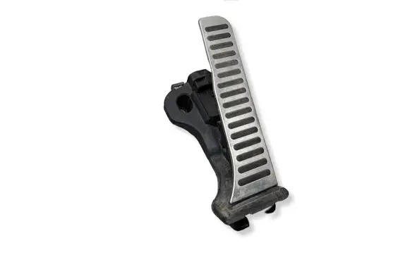 Volkswagen Golf V Accelerator throttle pedal 1K1721503N 6PV00860010