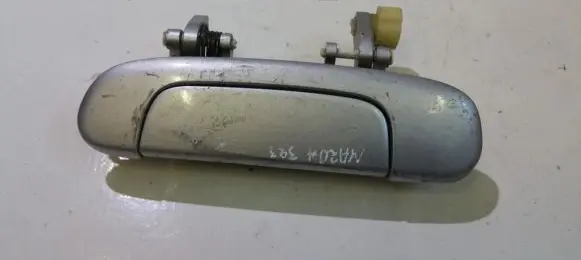 Mazda 323 F Front door exterior handle