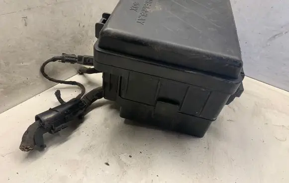 Hyundai Santa Fe Fuse module