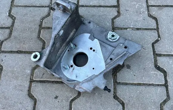 Alfa Romeo Stelvio Fuel pump bracket 55284373