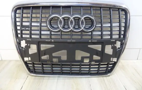 Audi A6 S6 C6 4F Front bumper upper radiator grill 4F0853651L