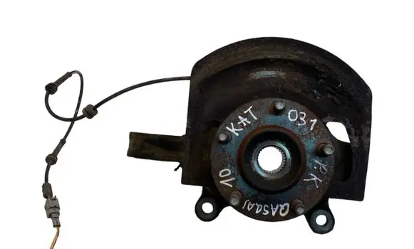 Nissan Qashqai+2 Front wheel hub