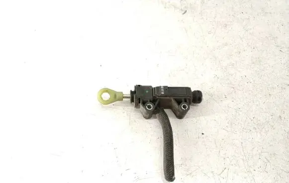 BMW X1 E84 Clutch master cylinder 6773670 12870610