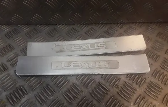 Lexus GS 300 350 430 450H sill trim set (inner)