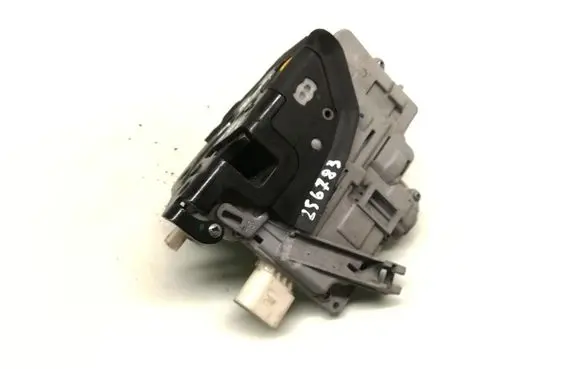 Audi A3 S3 8P Front door lock 4F2837015