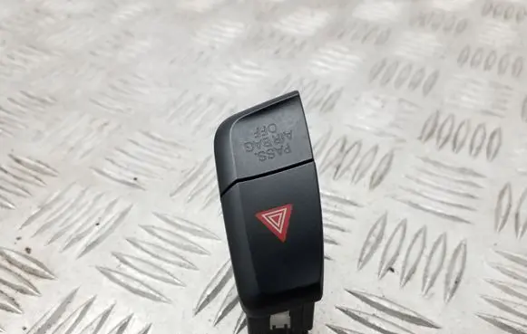 Audi A4 S4 B8 8K Hazard light switch 8K2941509A