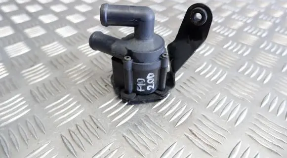 BMW 5 F10 F11 Electric auxiliary coolant/water pump 9230235