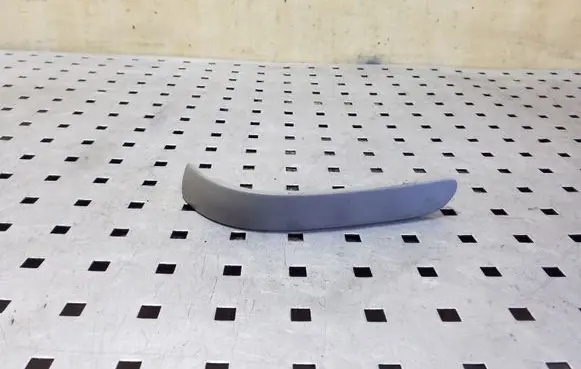 KIA Sorento Front door interior handle trim 