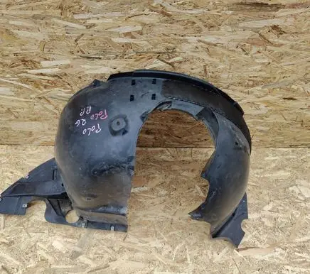 Volkswagen Polo VI Front wheel arch liner splash guards 2G0805912C