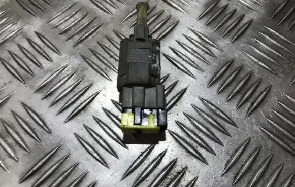 Mazda 626 Brake pedal sensor switch 6649y ga2c