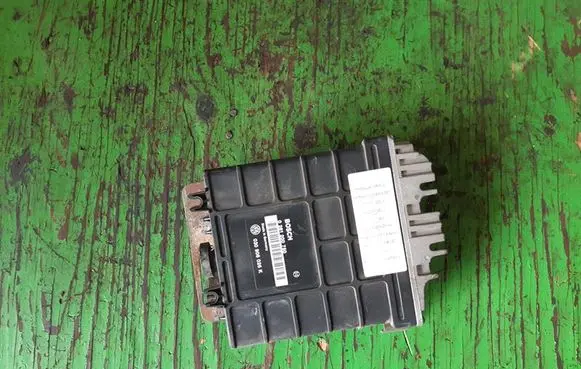 Volkswagen Golf III Engine control unit/module ECU