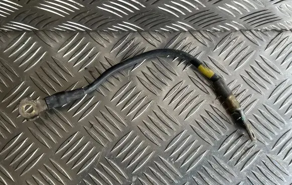 Volkswagen Scirocco Negative earth cable (battery)