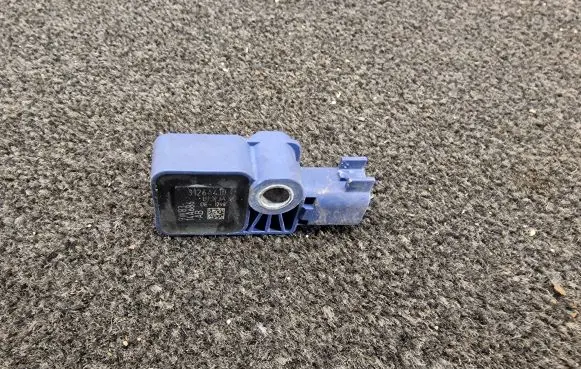 Volvo S80 Airbag deployment crash/impact sensor 31264410