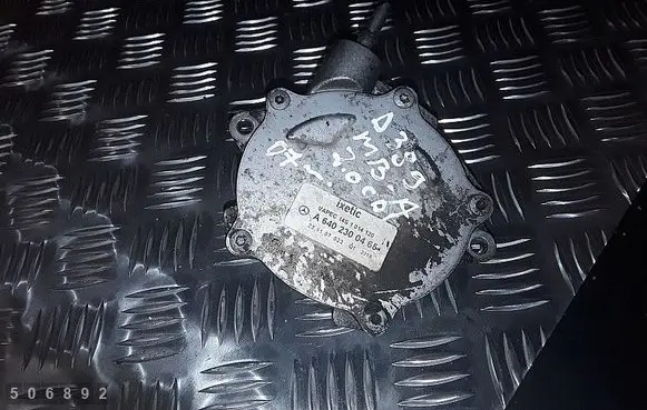 Mercedes-Benz A W169 Vacuum pump a6402300465