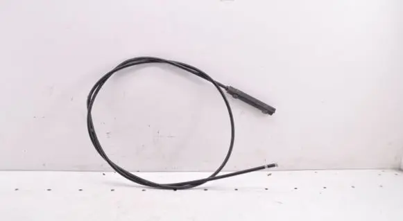 Skoda Octavia Mk2 (1Z) Engine bonnet/hood lock release cable 1Z0823535