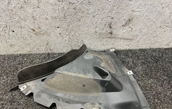 BMW 2 F22 F23 Front wheel arch liner splash guards 8057217