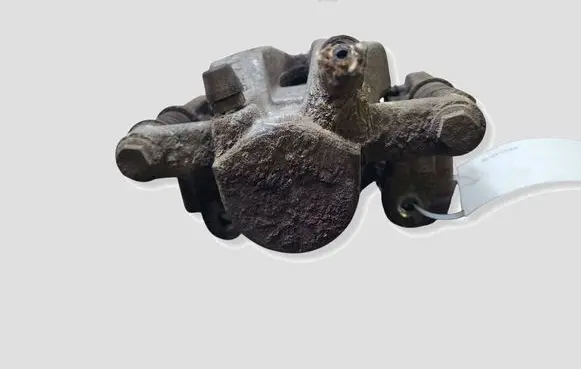 Toyota Corolla Verso E121 Rear brake caliper