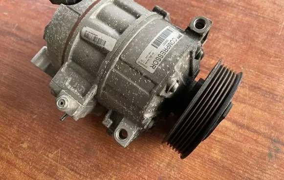 Volkswagen Golf Plus Air conditioning (A/C) compressor (pump) 699357