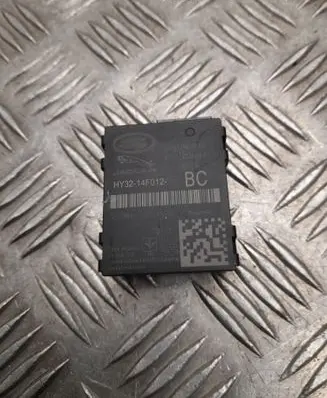 Land Rover Range Rover Velar Tire pressure control unit HY3214F012BC
