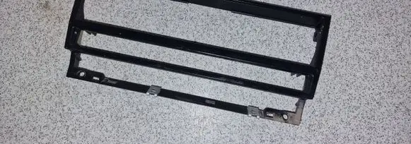 BMW 5 E39 Radio/GPS head unit trim 8247302