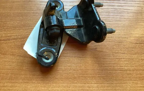 Mercedes-Benz C W204 Front door upper hinge 