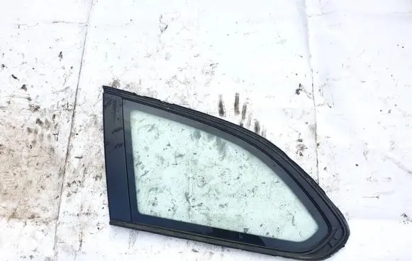 BMW 5 GT F07 Rear side window