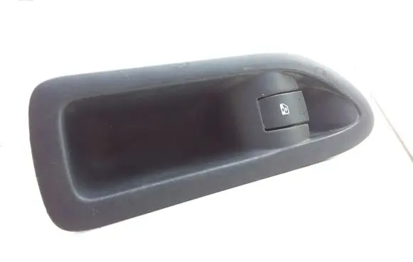 Renault Laguna II Electric window control switch 8200016014