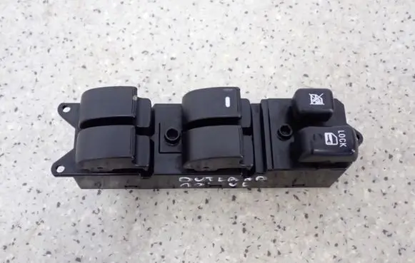 Mitsubishi Outlander Other switches/knobs/shifts 8608A185