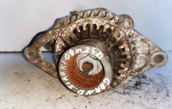Jeep Grand Cherokee Generator/alternator LRA03113