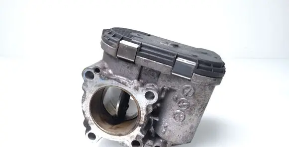 Nissan Qashqai Throttle valve 8200330810 H8200330812