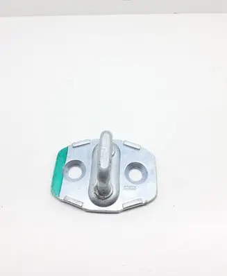 Lexus CT 200H Front door lock loop/hook striker SIN1631