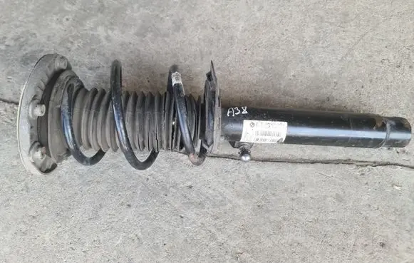 BMW 1 F20 F21 Front shock absorber with coil spring 6873723
