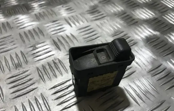 BMW 5 E34 Fog light switch 83512419 8351241.9