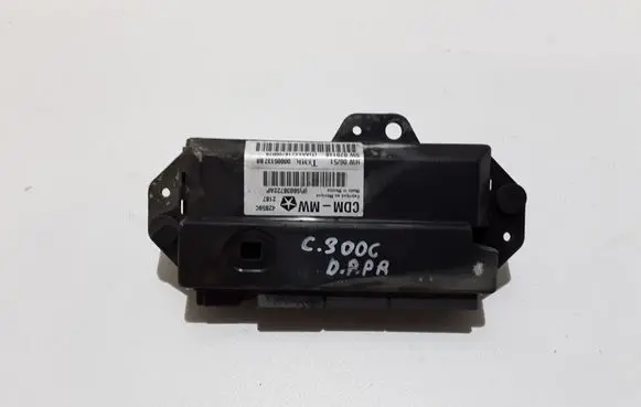 Chrysler 300 - 300C Door control unit/module P56038722AP