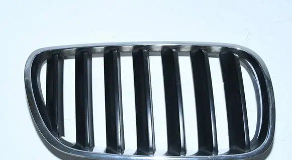 BMW X3 E83 Front bumper upper radiator grill 3420088