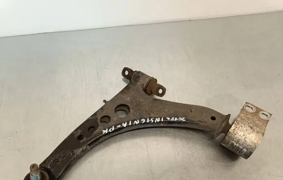 Opel Insignia B Front lower control arm/wishbone 