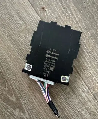 Lexus LBX Other devices 8911152060