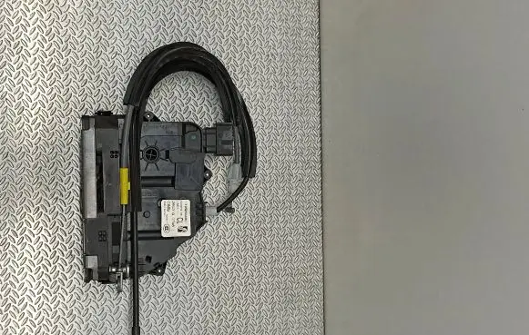 Front door lock