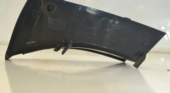 Audi A6 S6 C7 4G Rear/tail light trim molding 4G9945253A 90040851