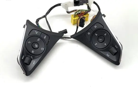 Opel Insignia B Steering wheel buttons/switches 3915907739162418