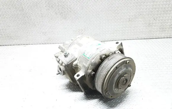 Volkswagen Golf V Air conditioning (A/C) compressor (pump) 1K0820803Q