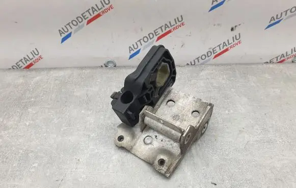 BMW 5 GT F07 Radiator mount bracket 7186513 7207151 7211161