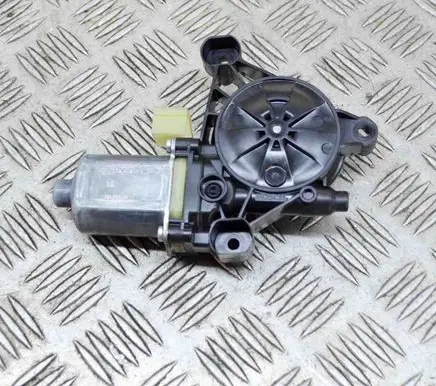 Audi A3 S3 8V Front door window regulator motor 5Q0959802B E850202100
