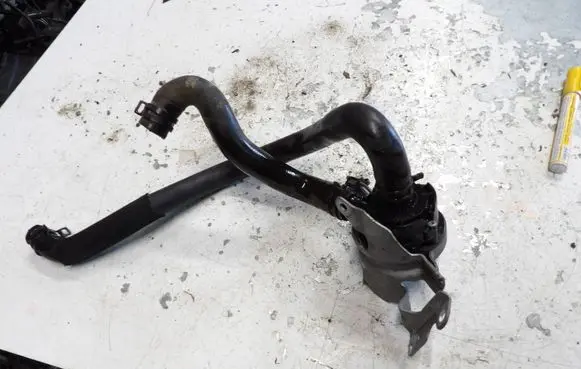 Mercedes-Benz A W176 Electric auxiliary coolant/water pump A0005000686 0392023206