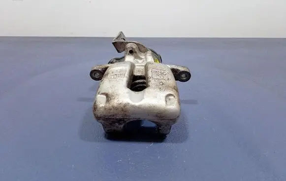 Volkswagen PASSAT B6 Rear brake caliper 32332267L