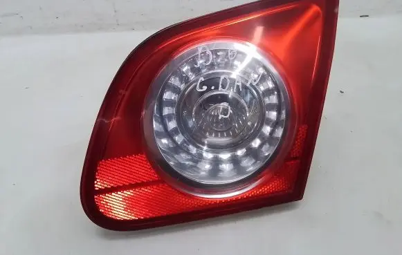 Volkswagen PASSAT B6 Tailgate rear/tail lights