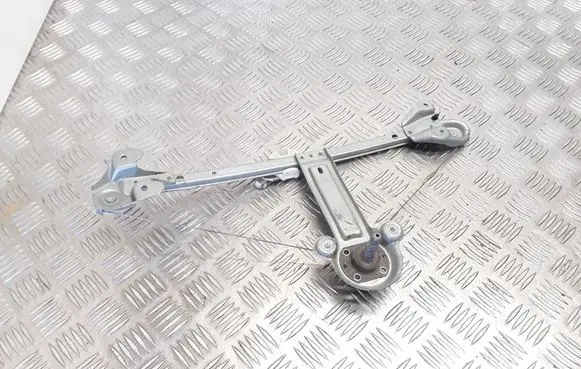 Opel Astra H Front door manual window regulator 13100420