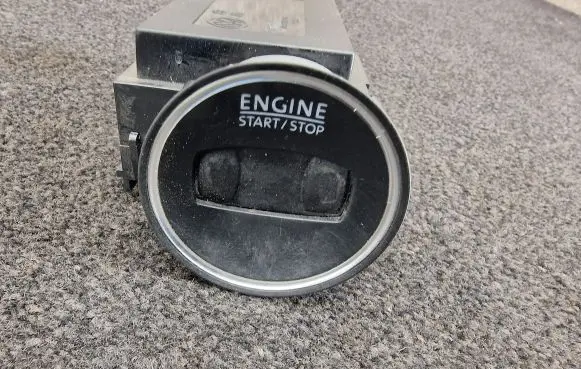 Volkswagen PASSAT B7 Ignition lock 3C0905843AA